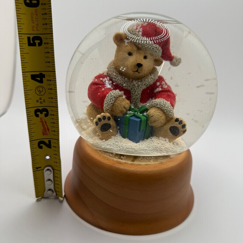 Eddie Bauer Home 1998 Teddy Bear Christmas Snow Globe Musical Glitter Dome - Picture 6 of 7